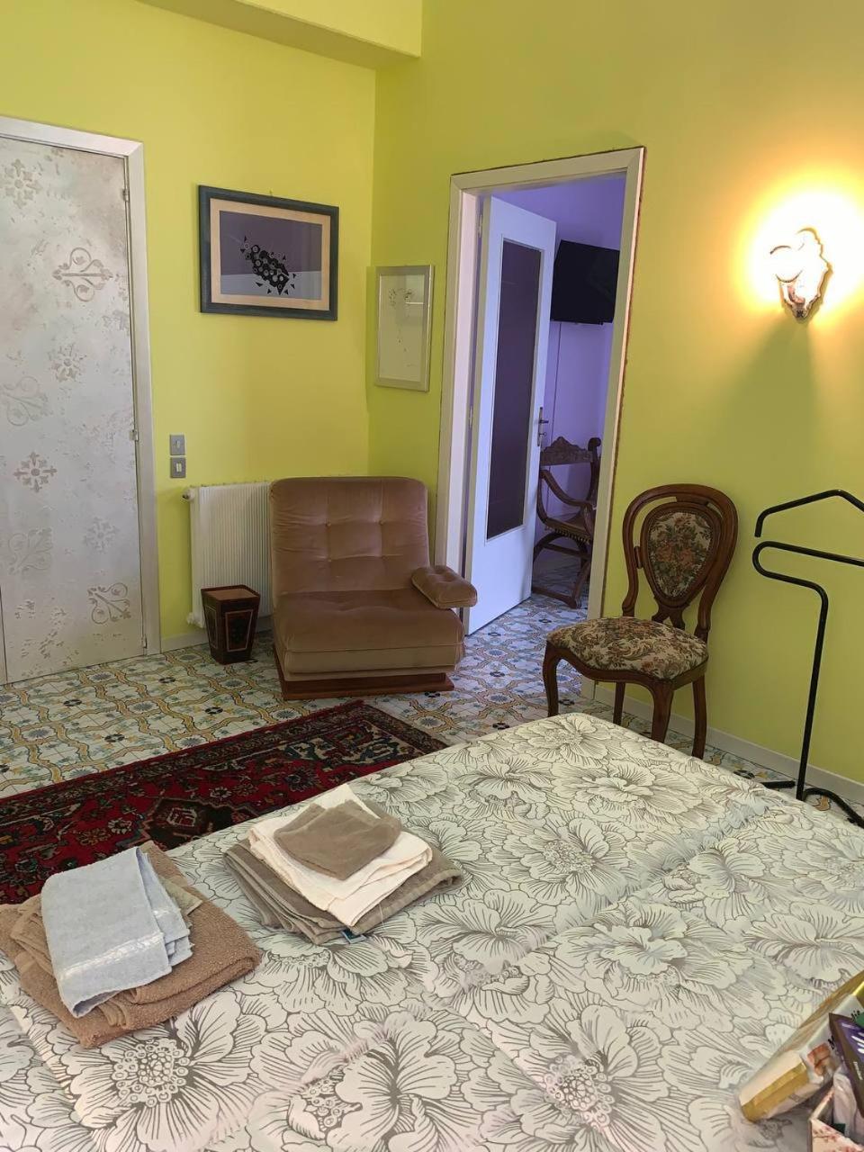 Blue Sea Bed & Breakfast Roccella Ionica Ngoại thất bức ảnh